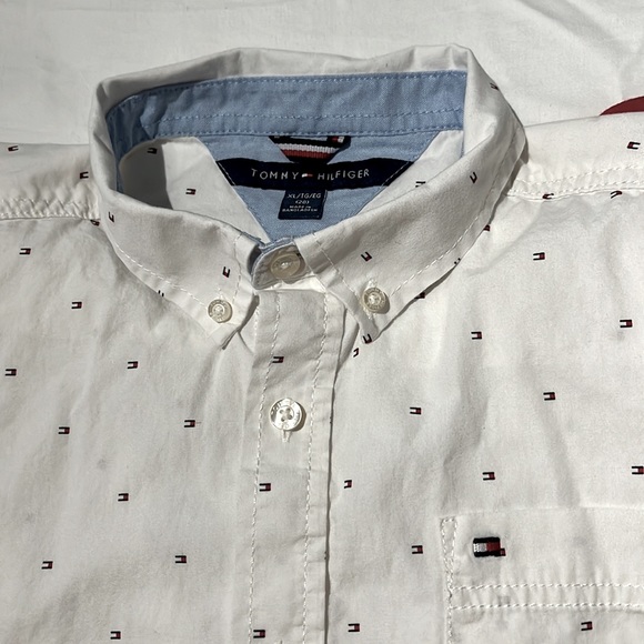 Tommy Hilfiger Shirt Bundle - Picture 2 of 9